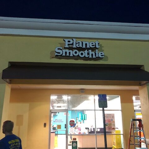 Planet Smoothie Custom Storefront